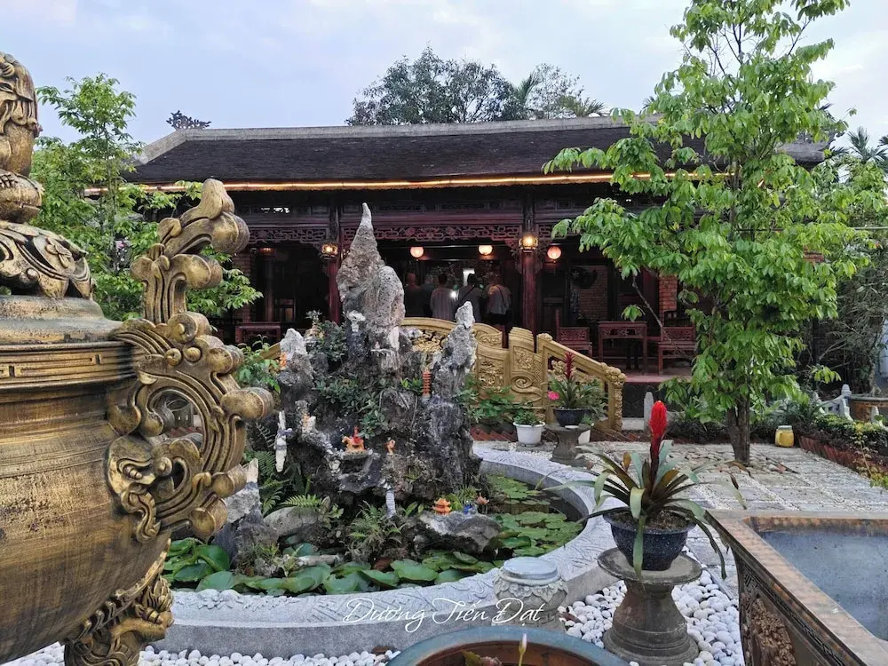 Mai Viên Homestay & Restaurant