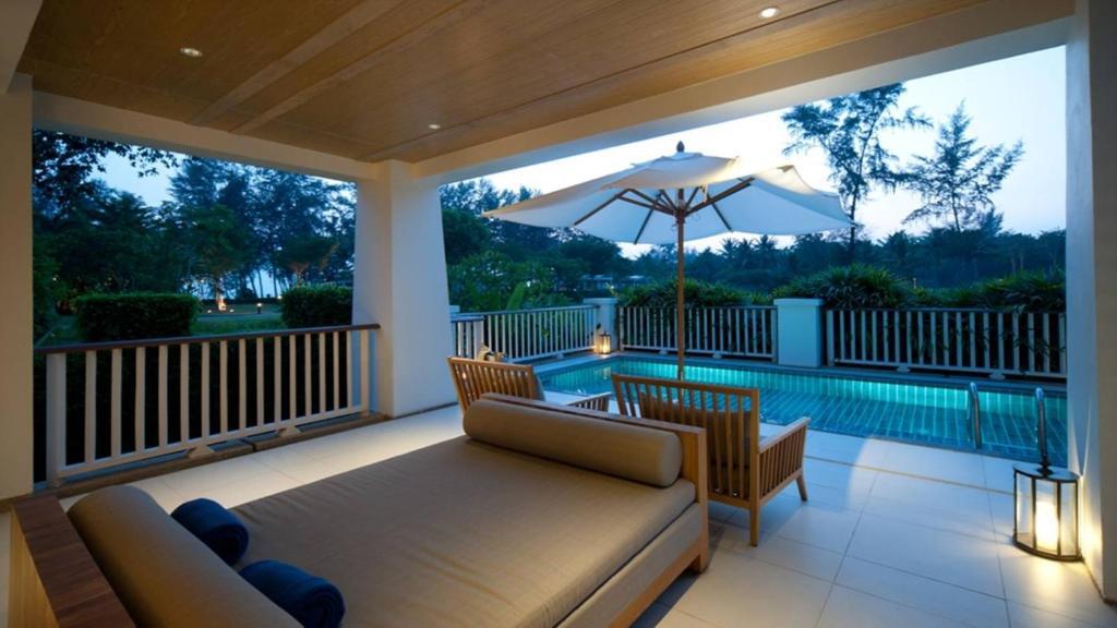 Клубный люкс в Отель Dusit Thani Krabi Beach Resort