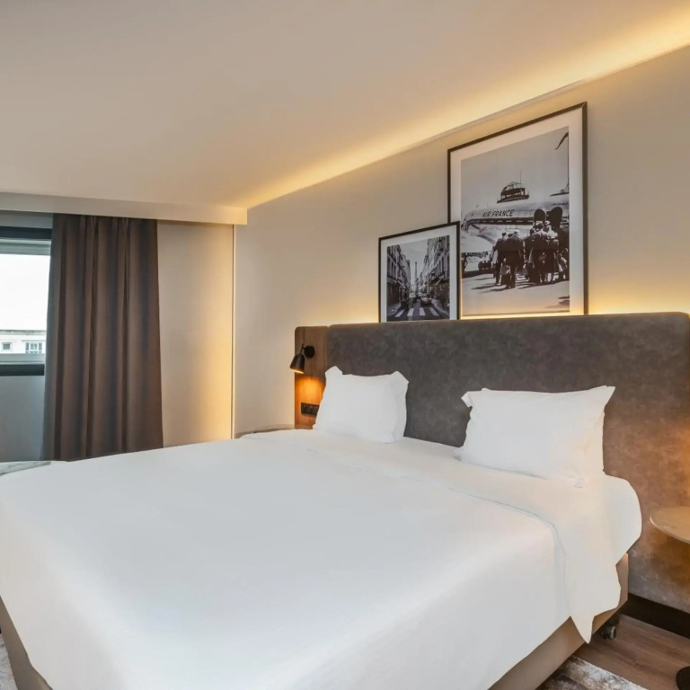 Golden Tulip CDG Airport Roissy