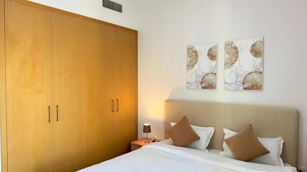 Dancenter Premium 2 Bedroom at Creek Horizon — фото