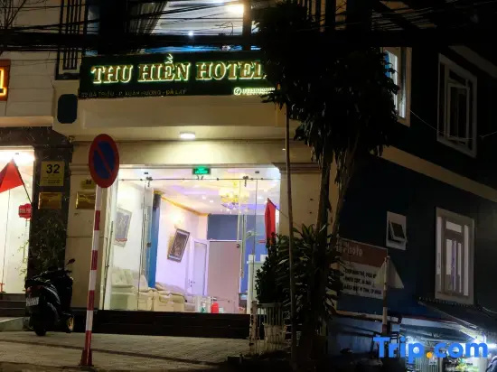 Thu Hien Hotel – Near the Market with Projector