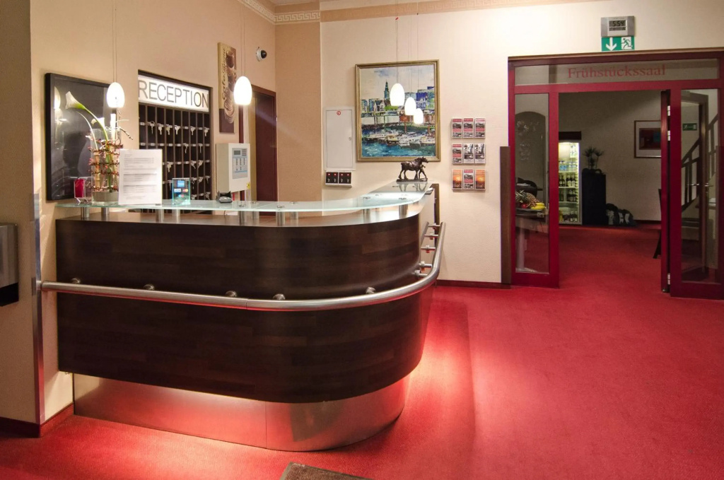 Hotel POLO am ZOB - Général