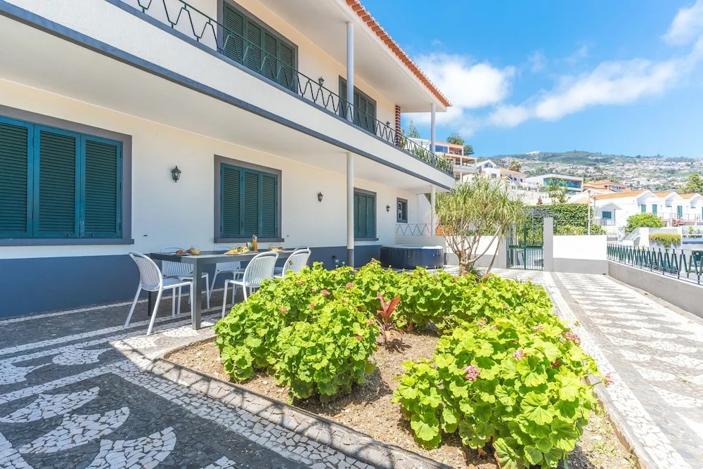 Villa Santa Luzia 1 by Atlantic Holiday