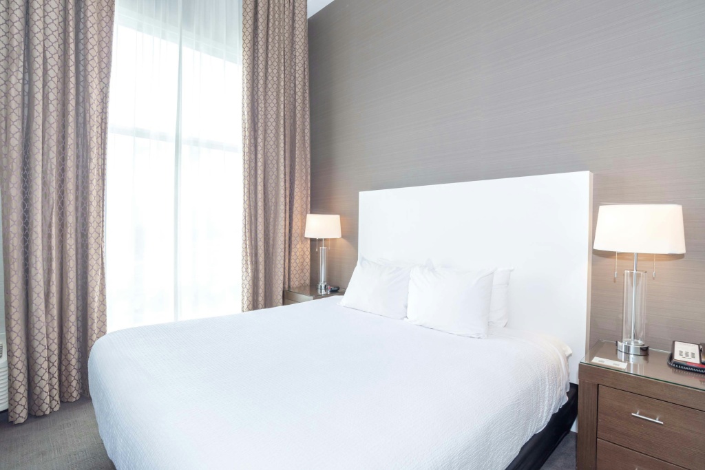 Sandman Hotel Abbotsford Airport