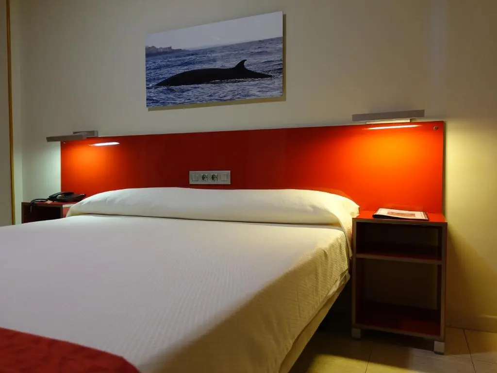 Interior Double room (full double bed)
