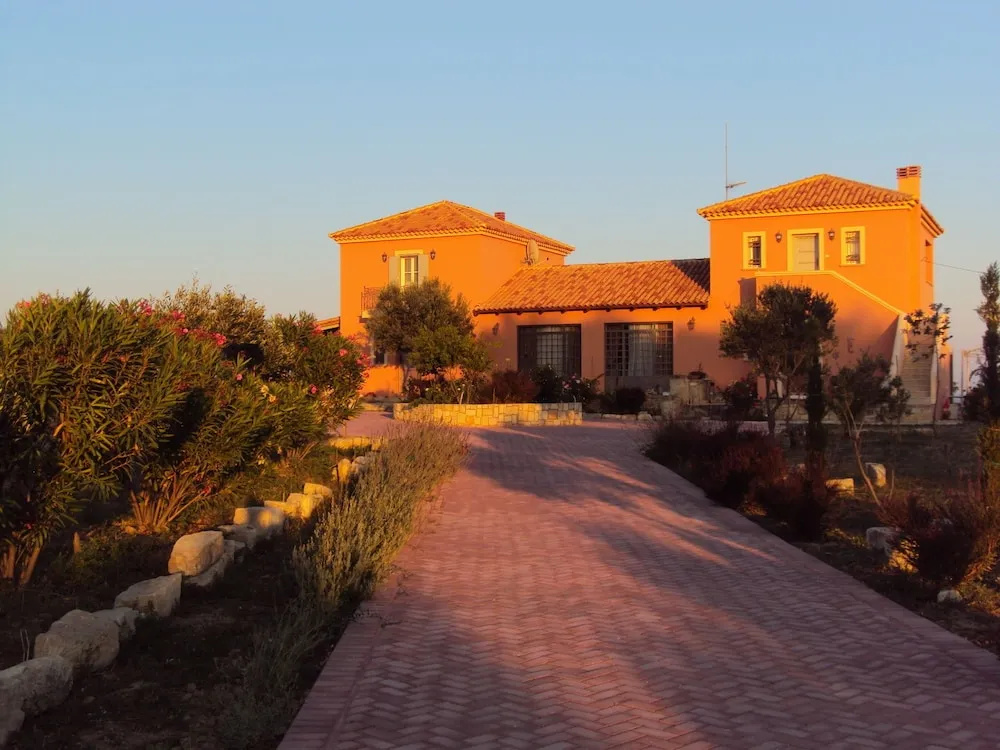 Alekos Beach Houses - Natura Rossa