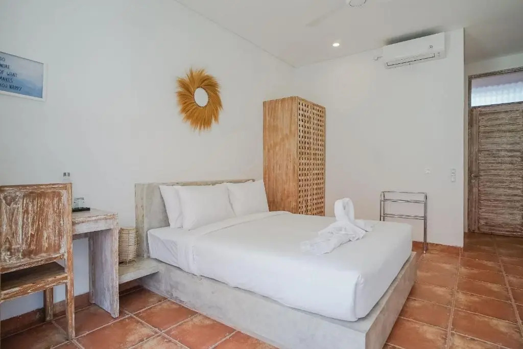Standard Double room (full double bed)