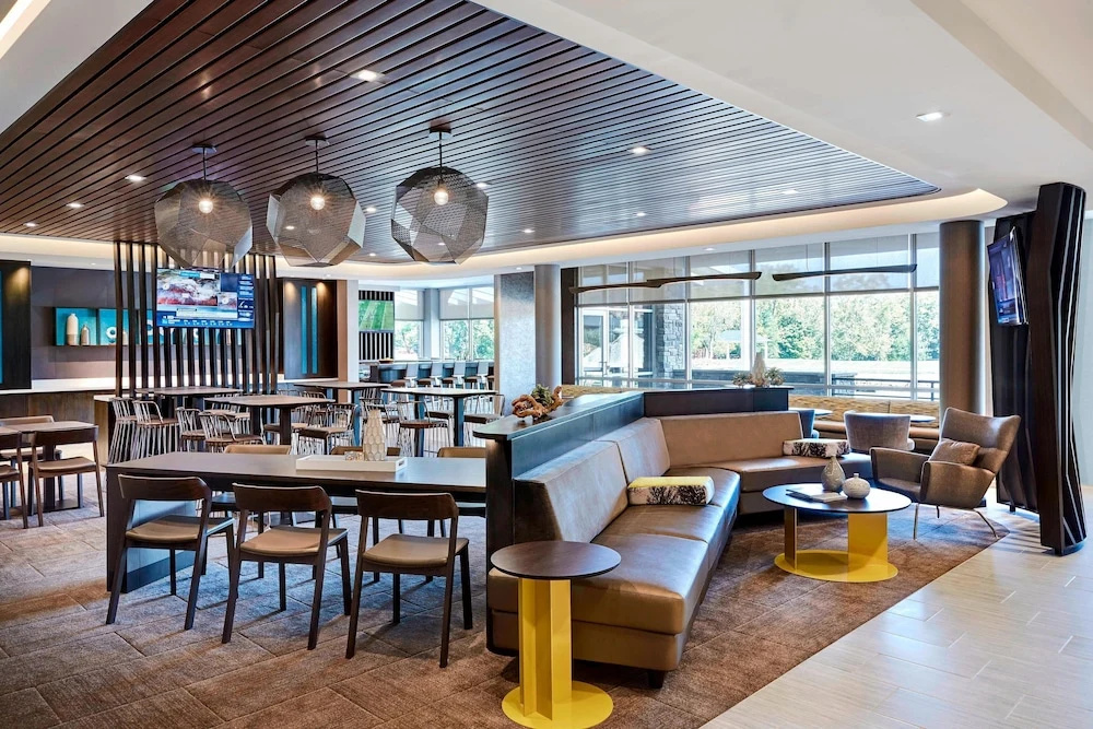 SpringHill Suites Cincinnati Mason