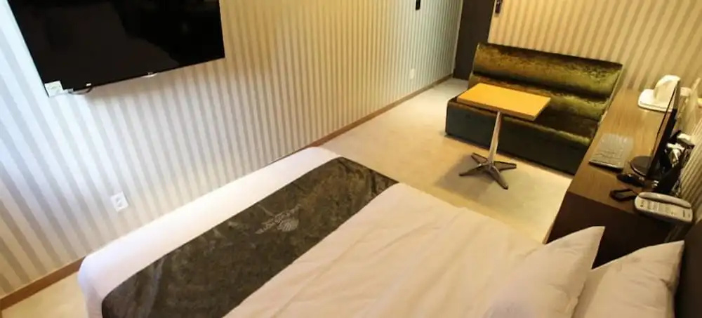 Line Plus Hotel - Chambres