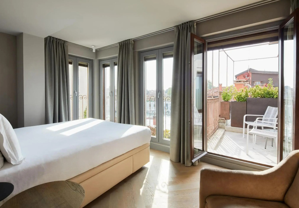 Hotel photo 8