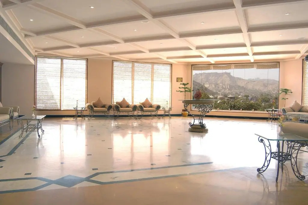 KK Royal Hotel & Convention Centre - Général