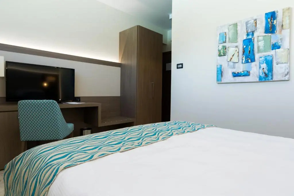 Economy room