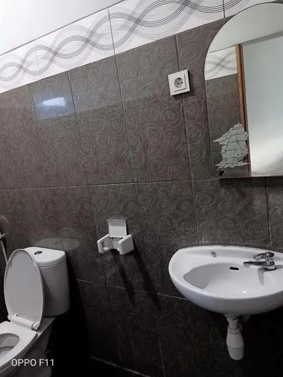 Tri Putri Home Stay - Chambres