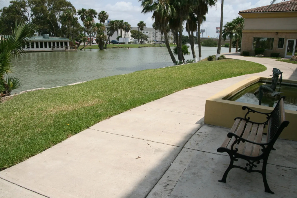 Holiday Inn Express Hotel & Suites Brownsville by IHG - Général