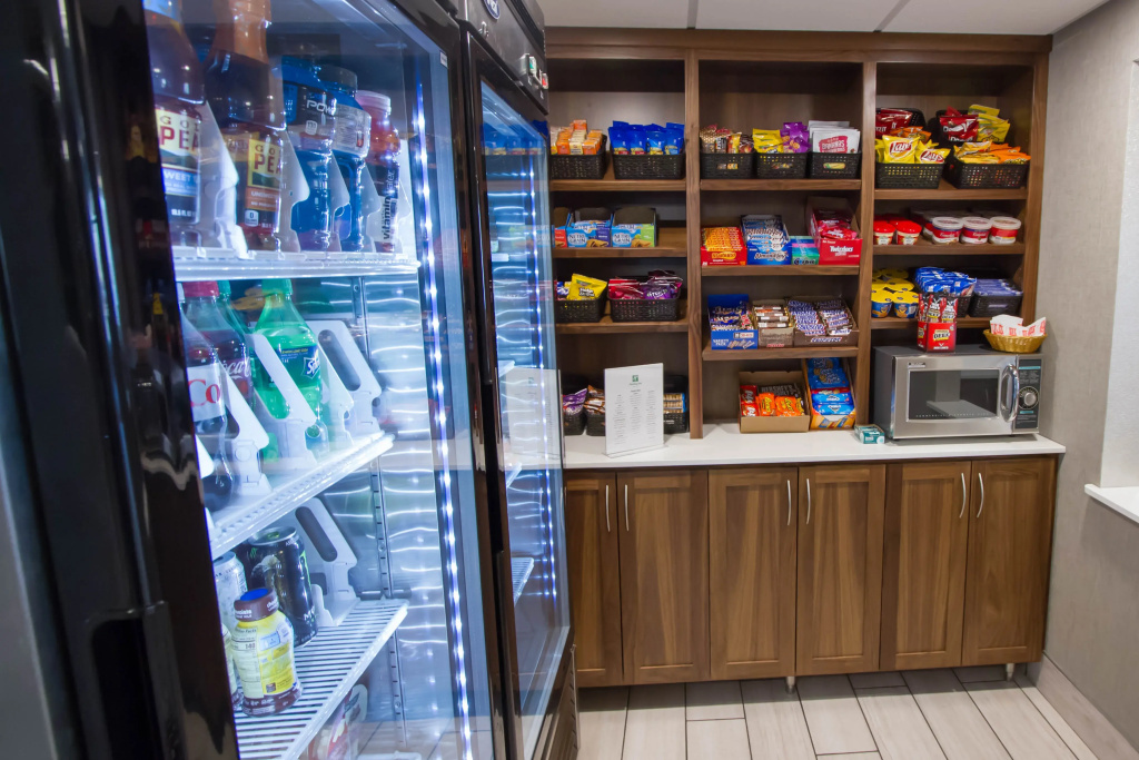 Holiday Inn Bloomington Airport South Mall Area by IHG - Général
