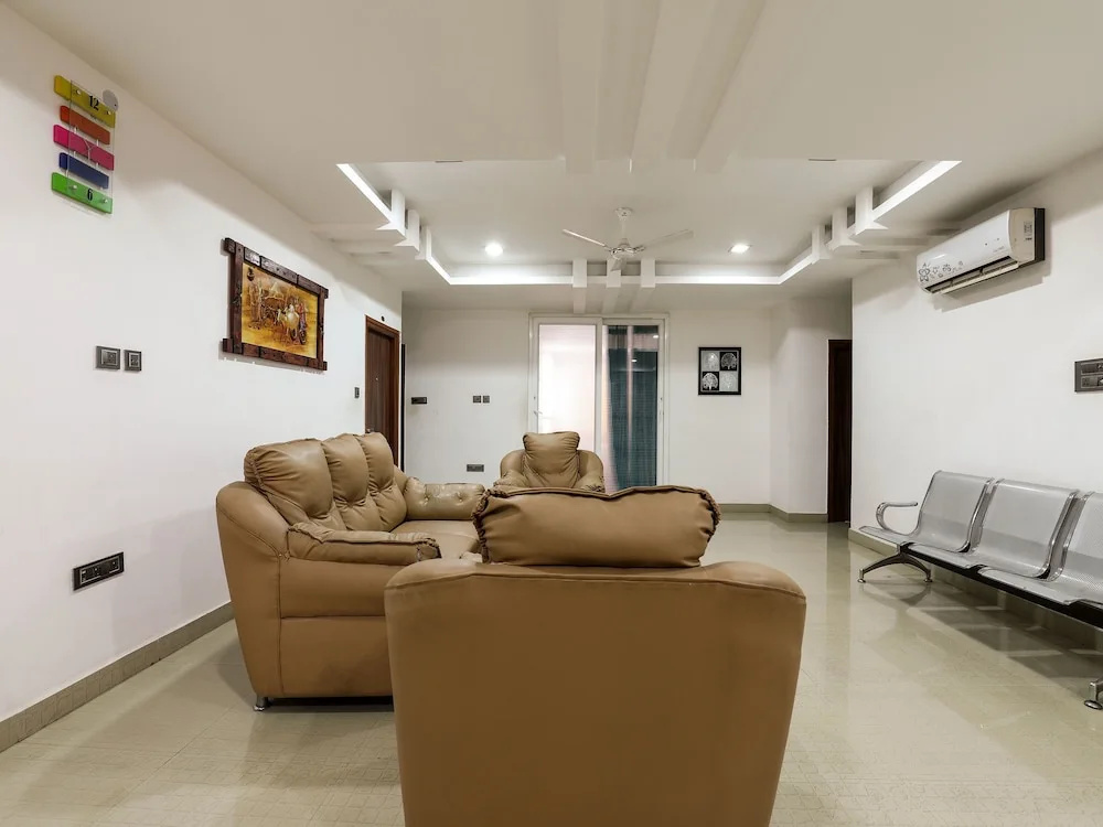 OYO 986 Hotel Akhand Homes - Général