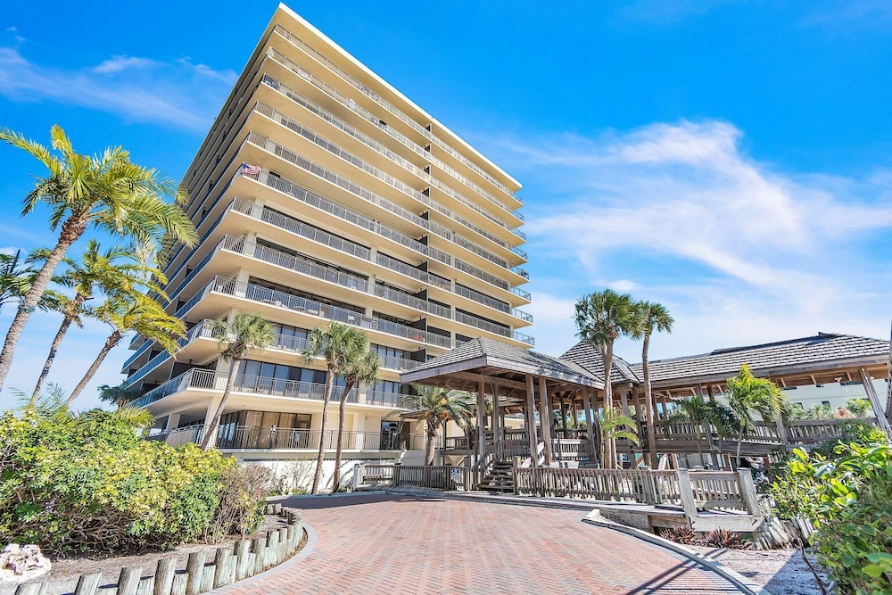 Mansions By The Sea 306a - Premier