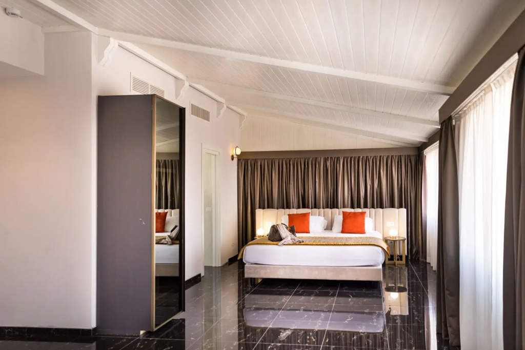 Hotel photo 32