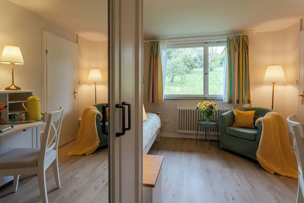 Standard Single room with land view