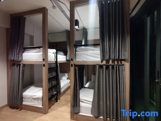 Bed in Dorm (female dorm)