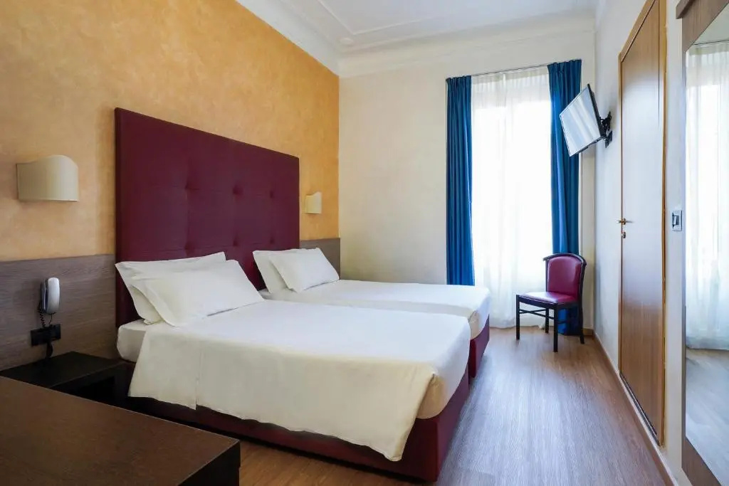 Double room (twin beds)