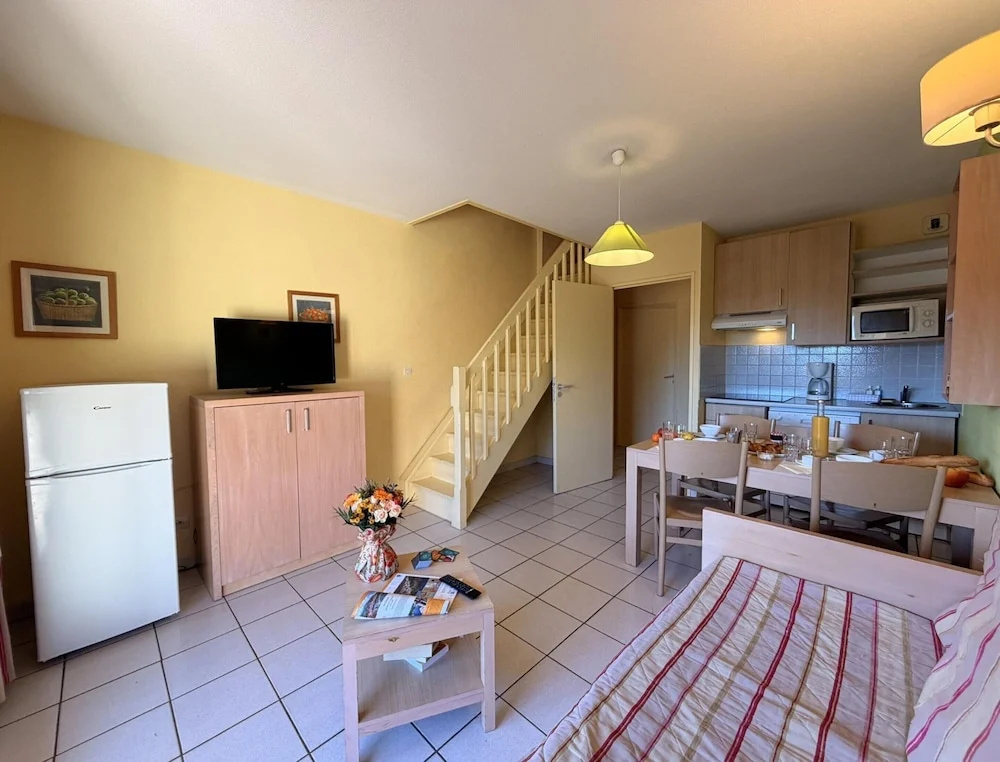 Voir la photo 4 — Sea View Duplex Apartment for 8