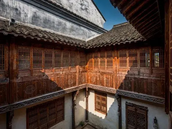 Puyuan Fashion Resort-Themed B&B