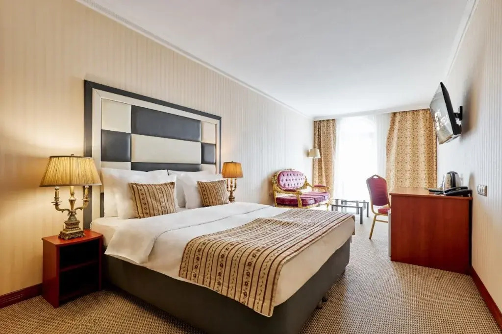 Kartmazovo House Hotel — 3