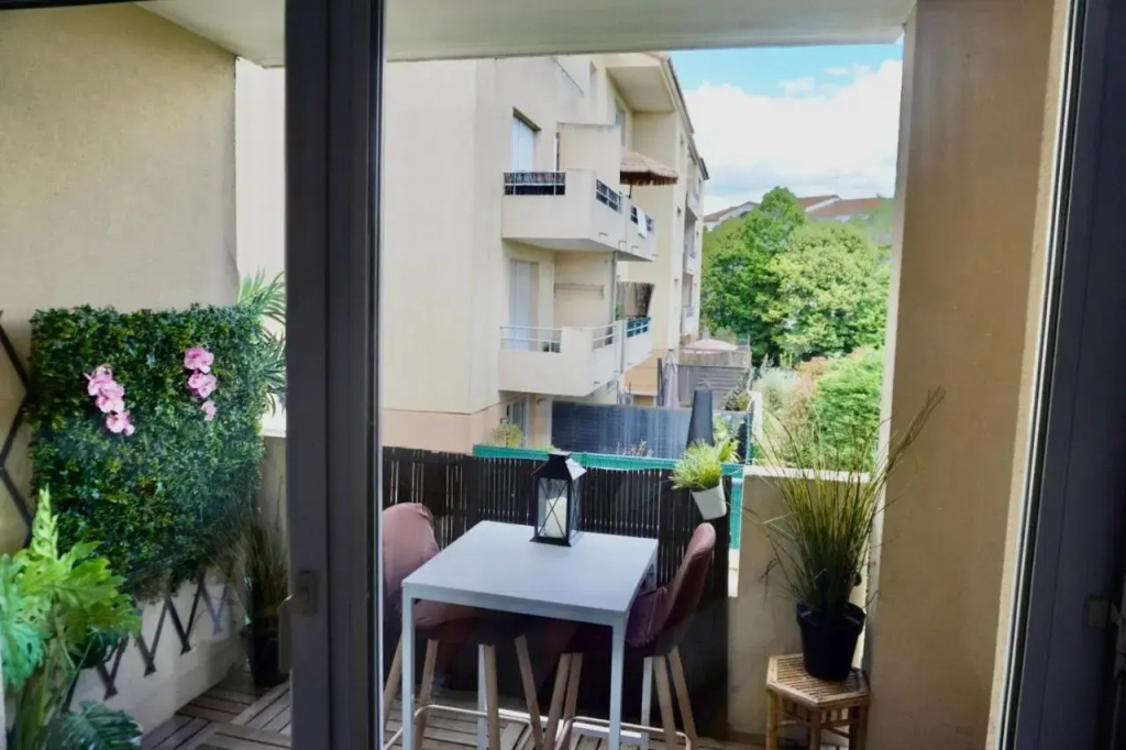 Studio dans résidence avec piscine