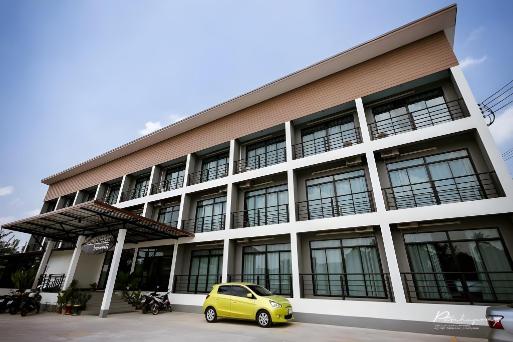 Pornsiri Hotel Sisaket