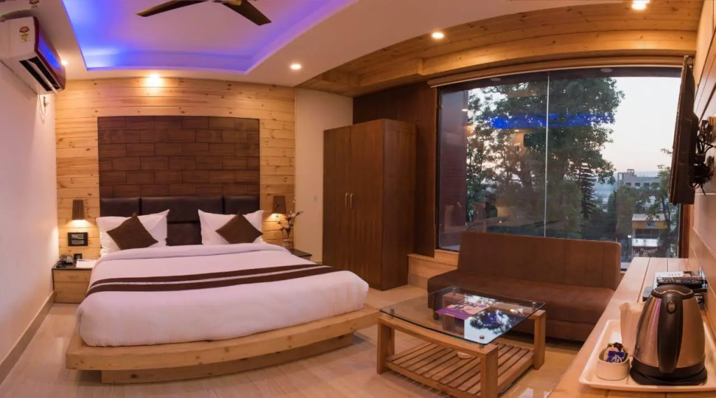 Luxury room