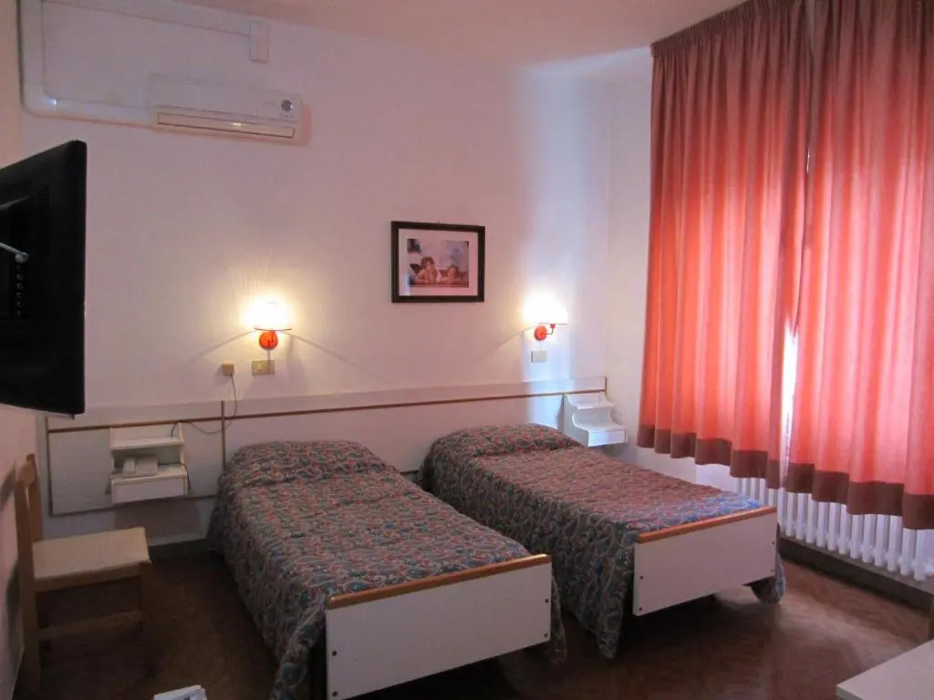 Hotel Ellymar - Chambres