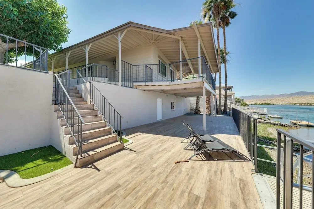 Riverfront Bullhead City Home, Near Casinos — фото 2