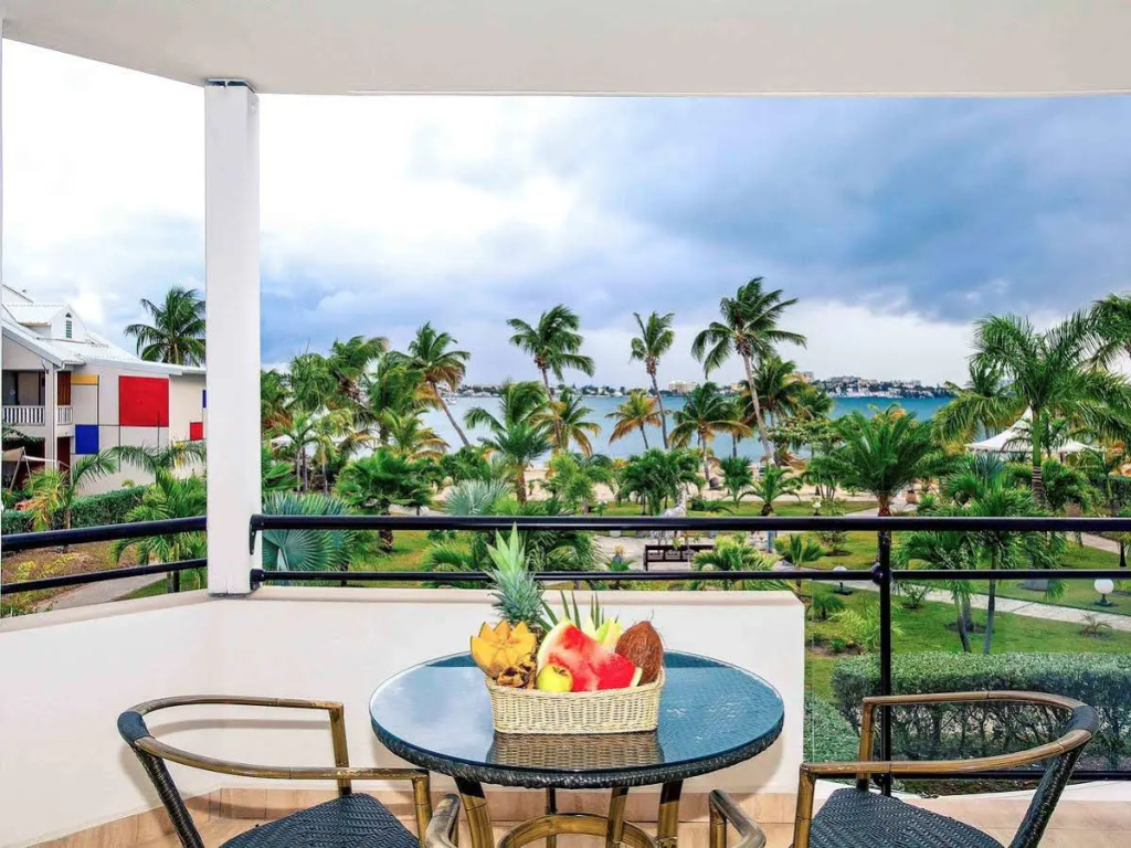 Balcony & Terrace