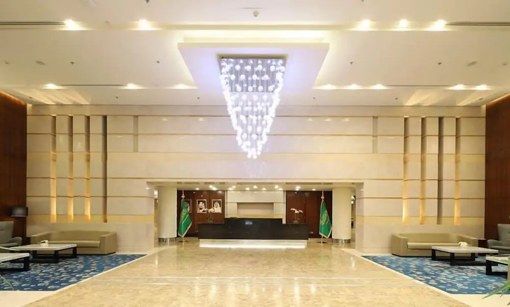 Lobby & Reception