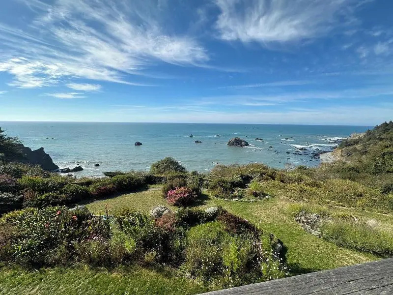 Turtle Rocks Oceanfront Inn — 5