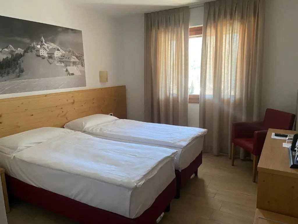 Standard Double room (full double bed)