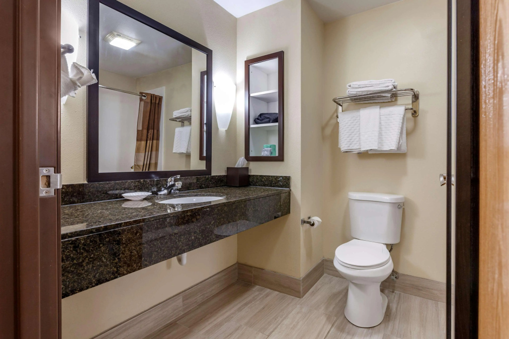 Best Western Plus Sparta Trail Lodge - Général
