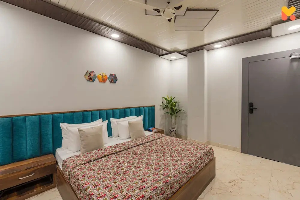 Superior Double room (full double bed)