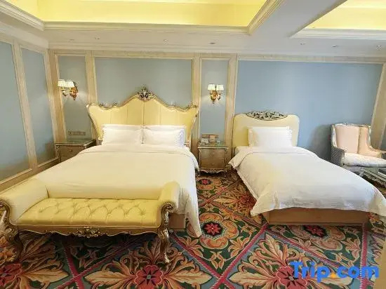 Standard Double Family Attic room (full double bed)