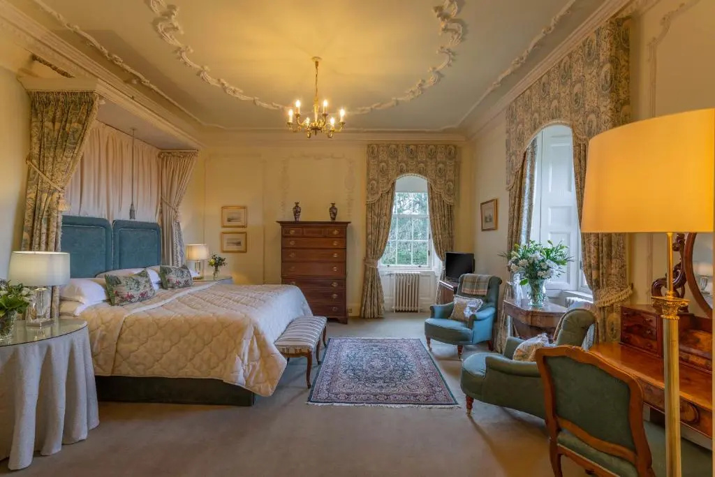 Grand Double room with sea view (full double bed)
