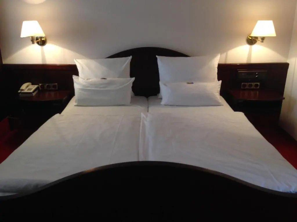 Eisberg Hotel City - Chambres