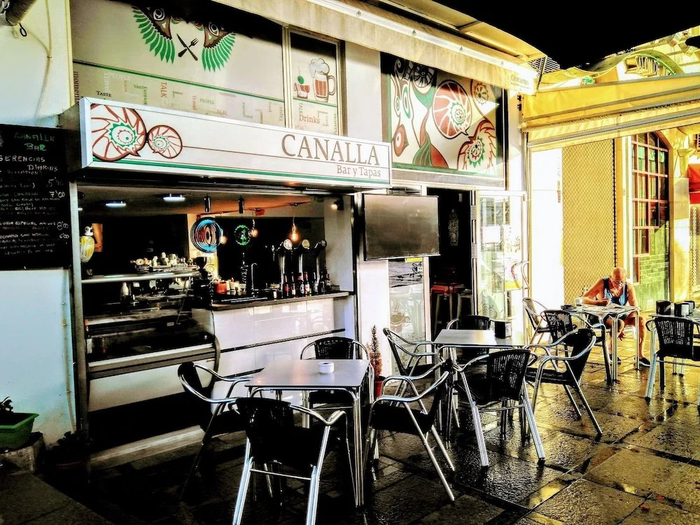 Food & Beverage