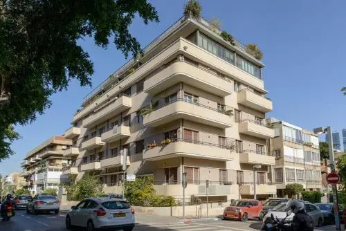 Italian design apartment in Rotchild /habima