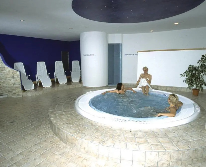 Sport Hotel Alpina by null