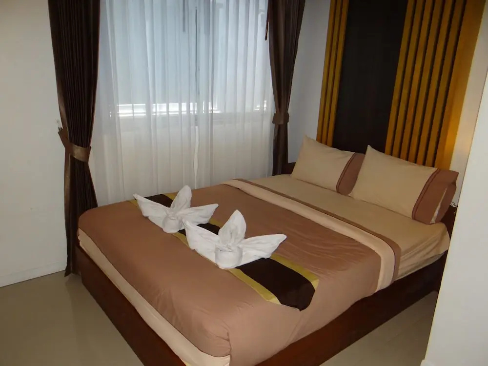 Tropical Sunset Hotel Patong - Chambres