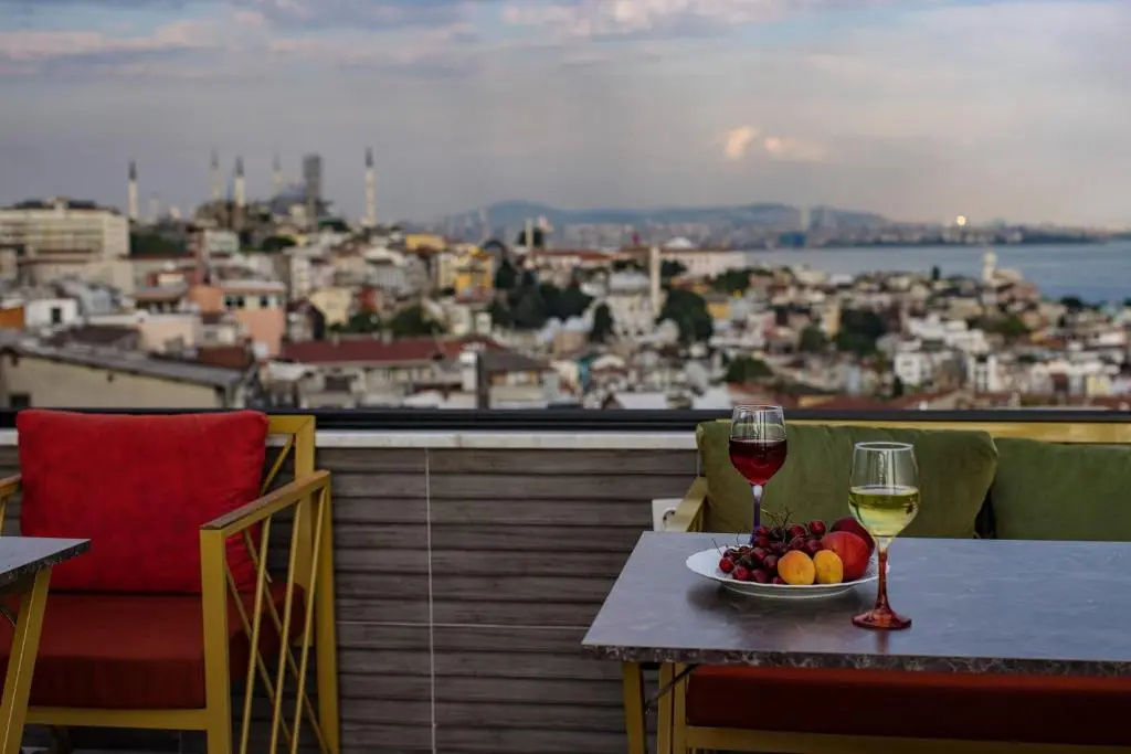 Grand Balyan Hotel & Restaurant
