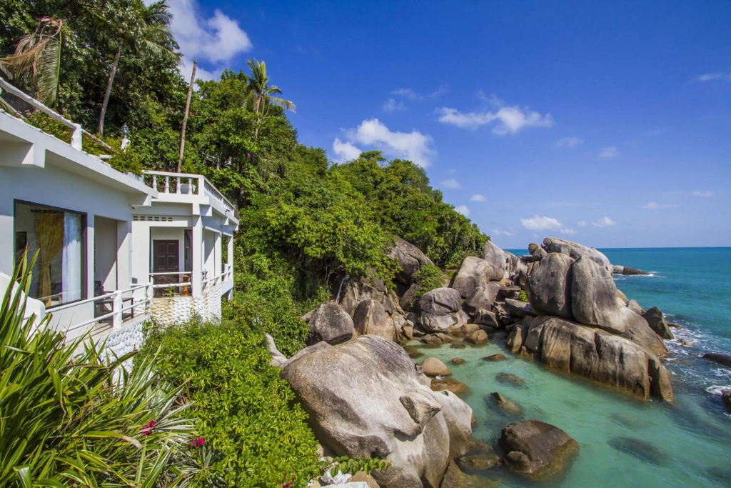 Crystal Bay Beach Resort