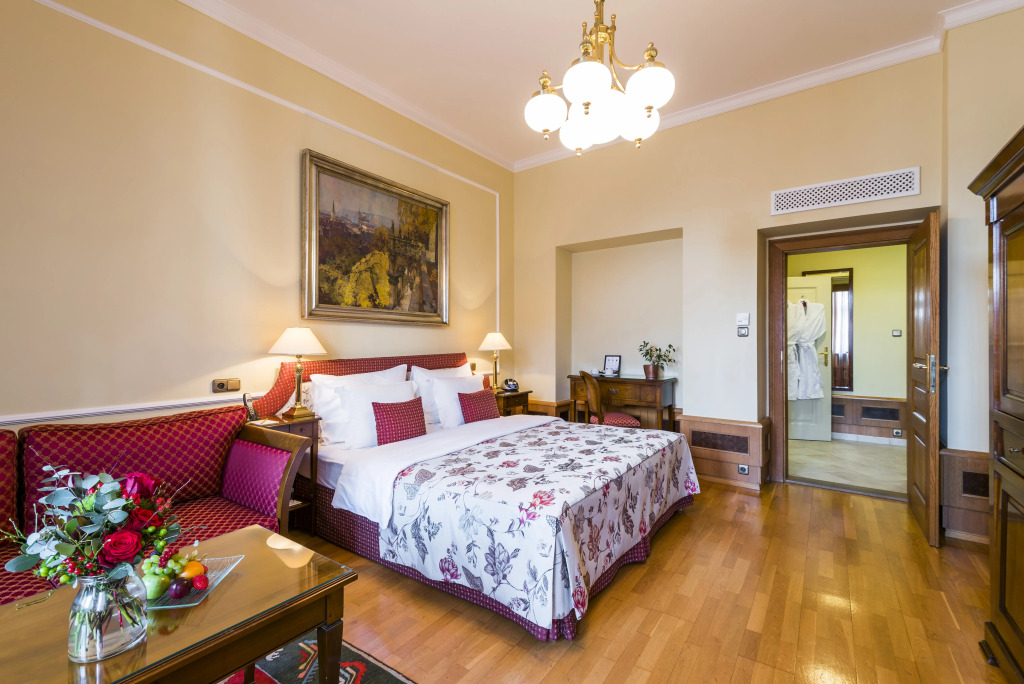 Golden Well Hotel — фото 3