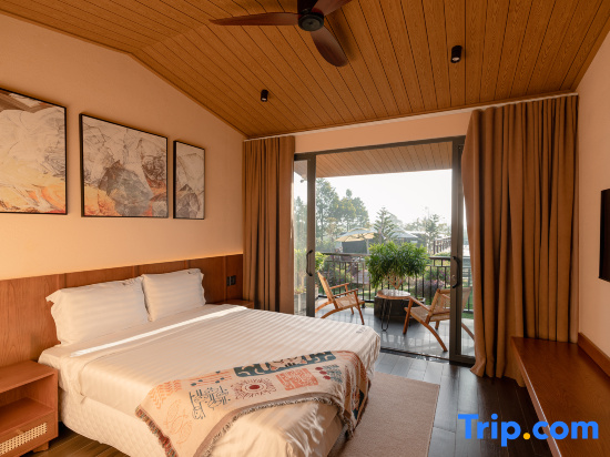 Standard Double room with garden view (full double bed)
